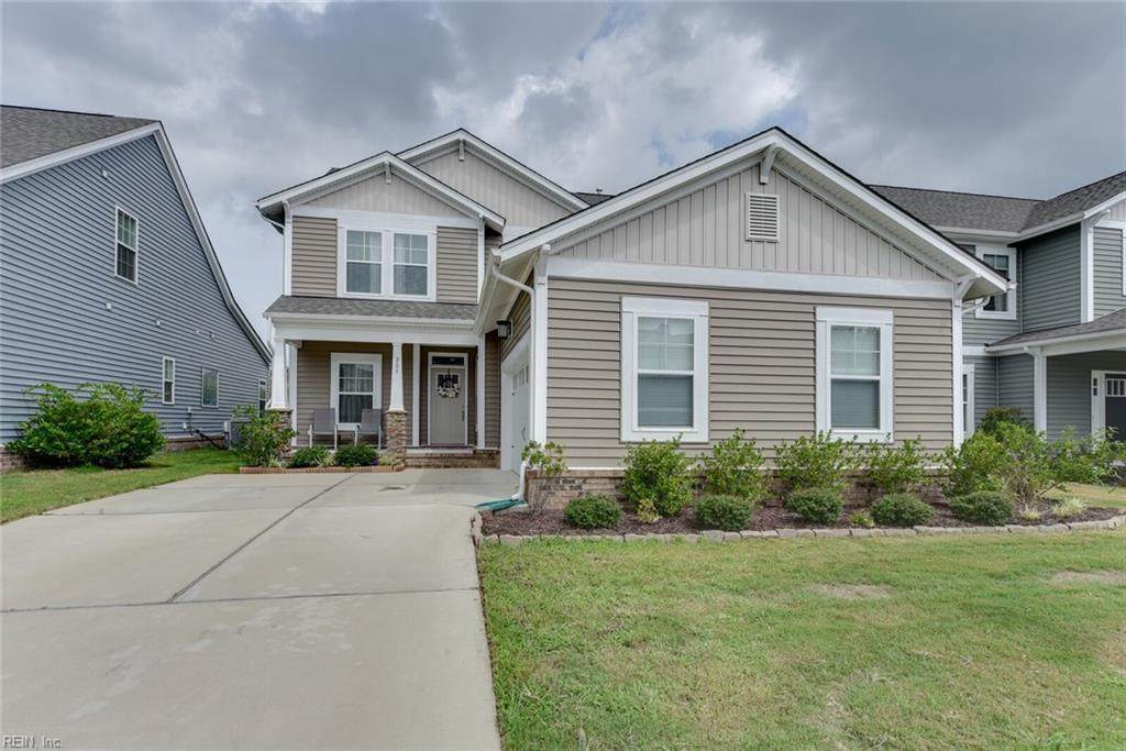 205 Bennetts Grove Ln - Photo 1