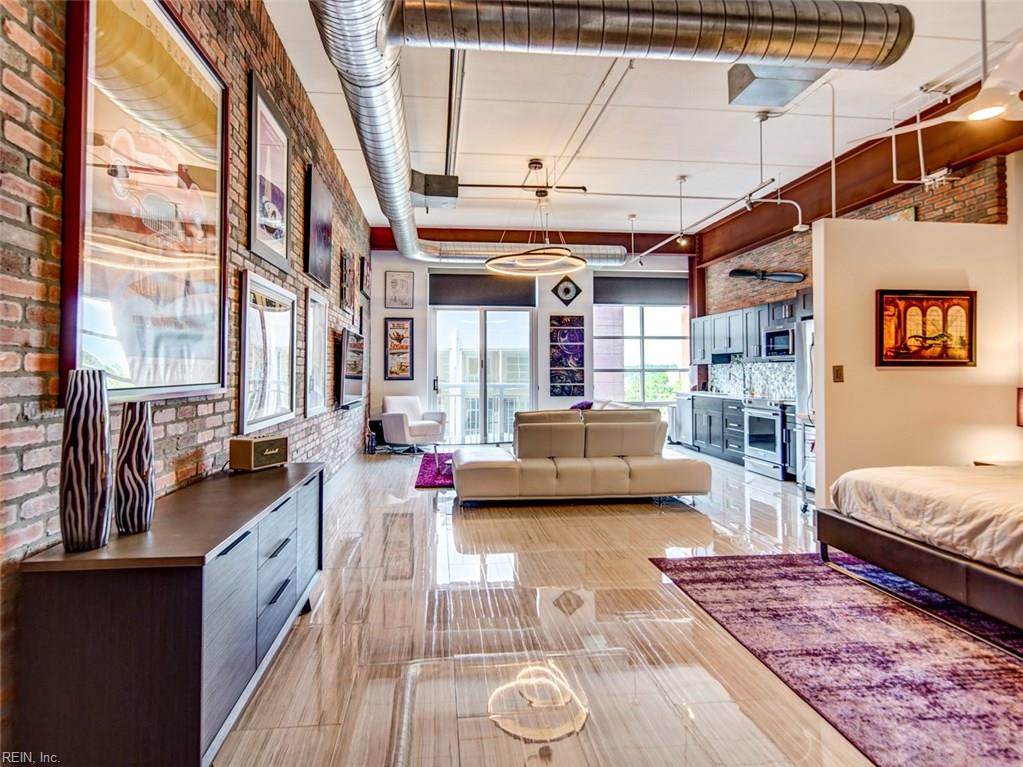 221 Market St - Photo 1