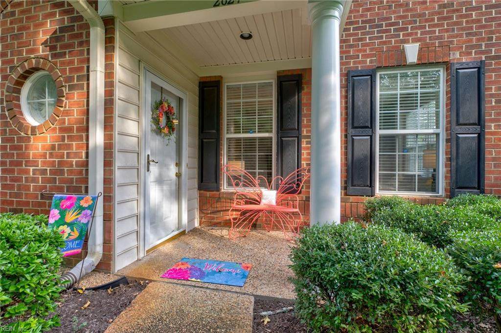 2824 Majestic Oak Ct - Photo 1