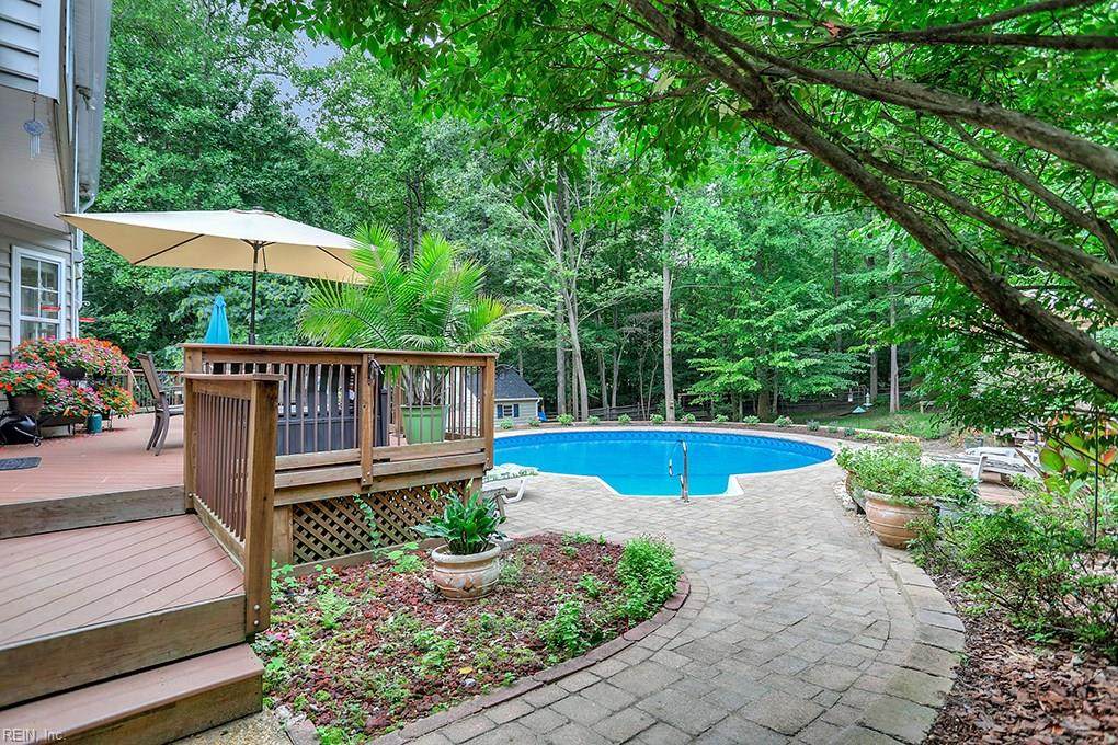 700 Colony Trl - Photo 1