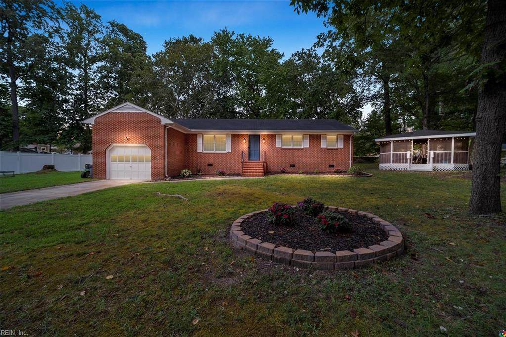 102 Indian Cir - Photo 1