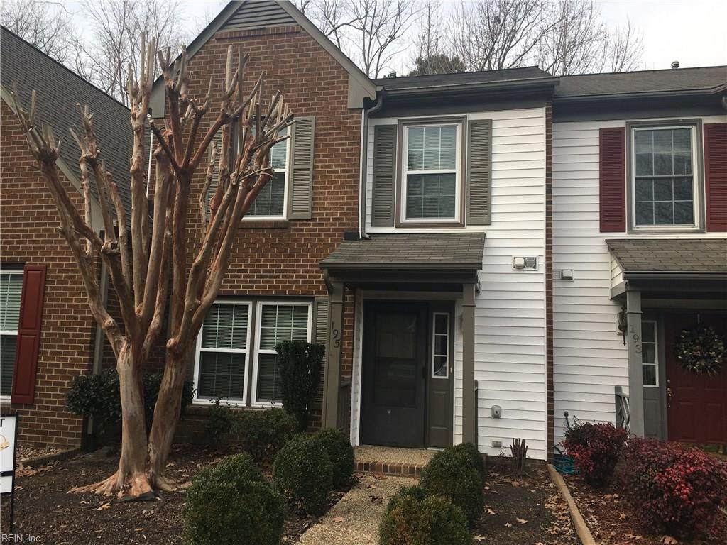 195 Wellesley Dr - Photo 1