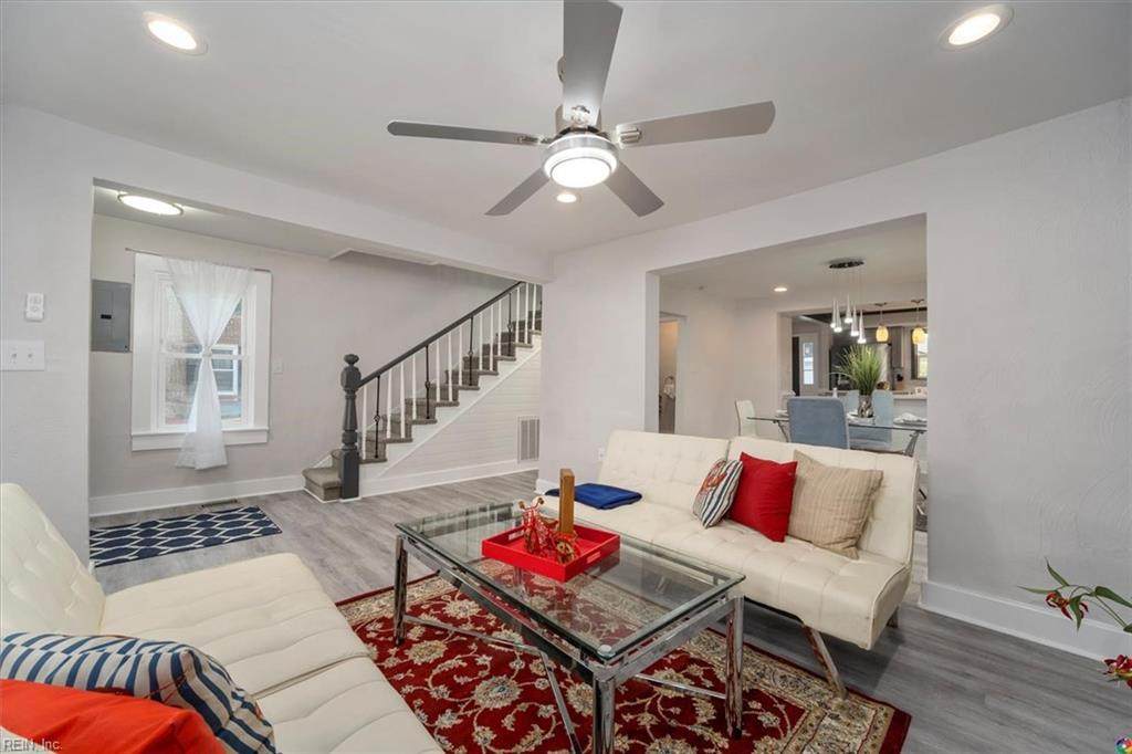 3000 Elm Ave - Photo 1