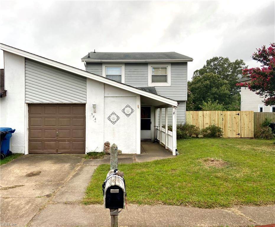 944 Fern Ridge Rd - Photo 1