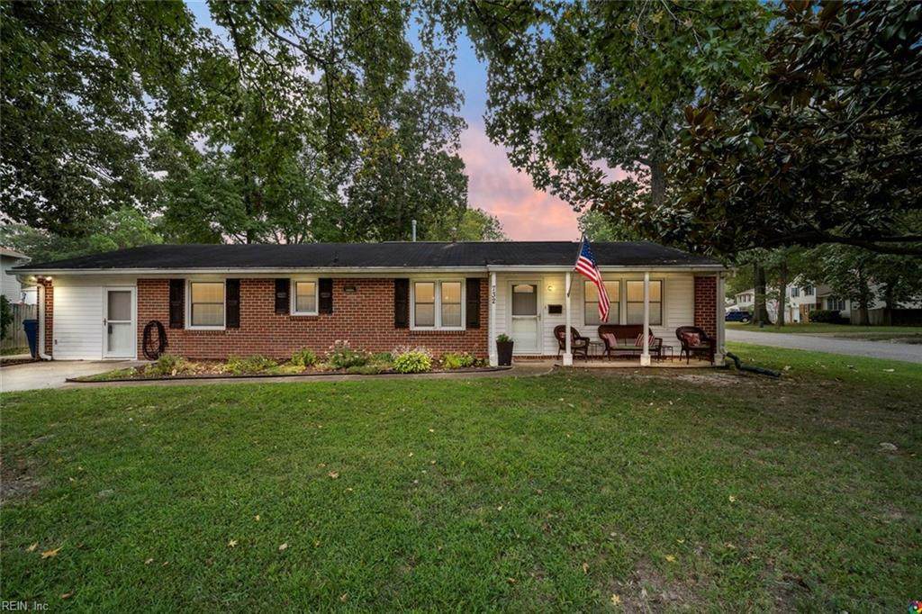 732 Forest Trl - Photo 1