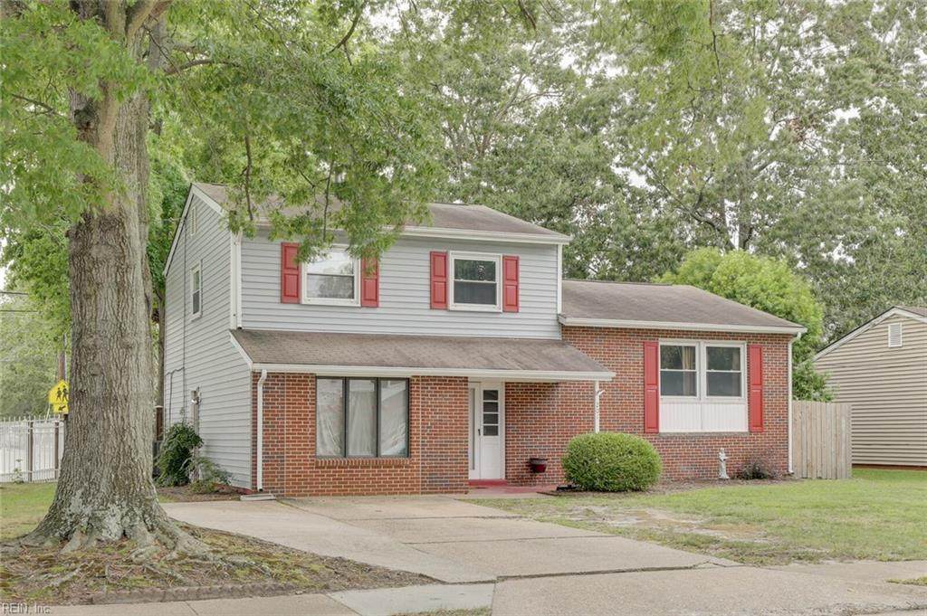 201 Lowden Hunt Dr - Photo 1