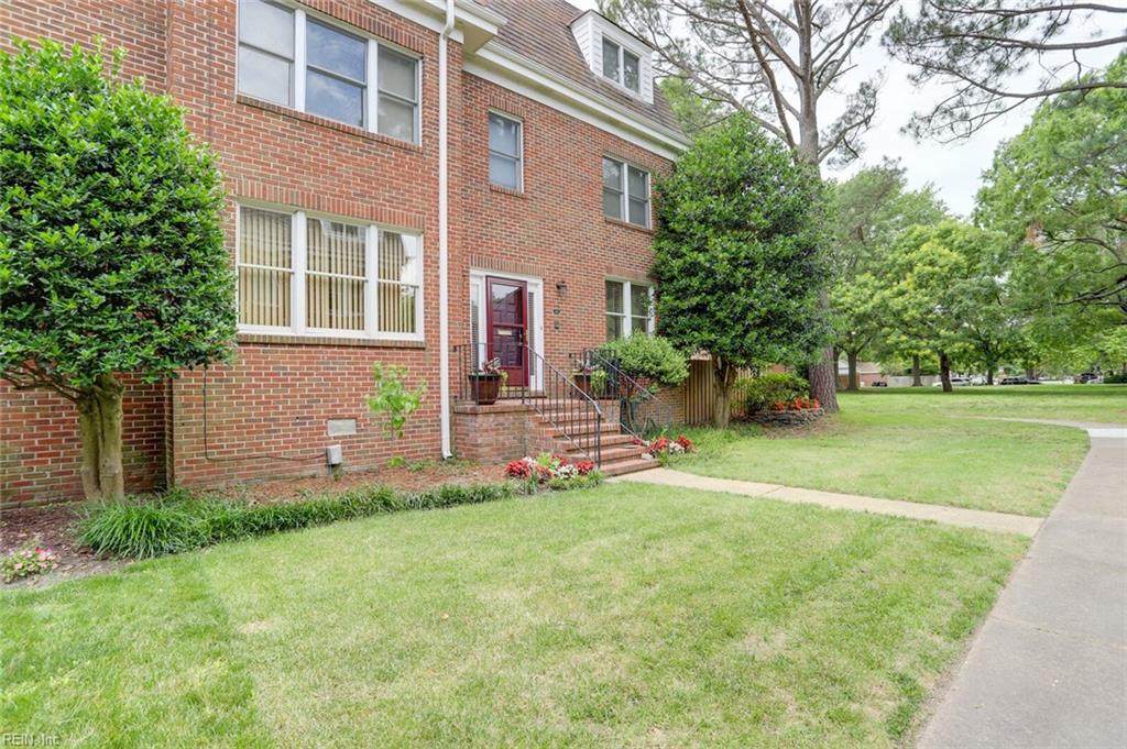 416 Westover Mews - Photo 1