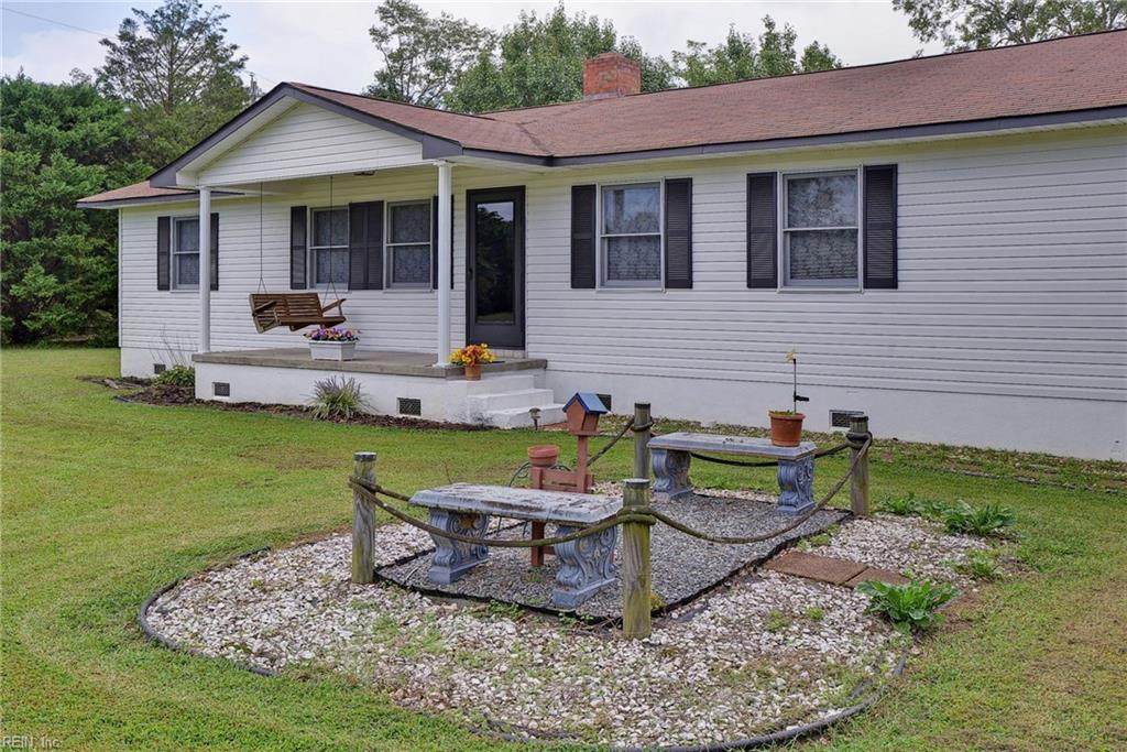 403 Belmont Ln - Photo 1