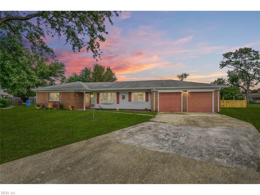 3200 Sir Lancelot Ct - Photo 1