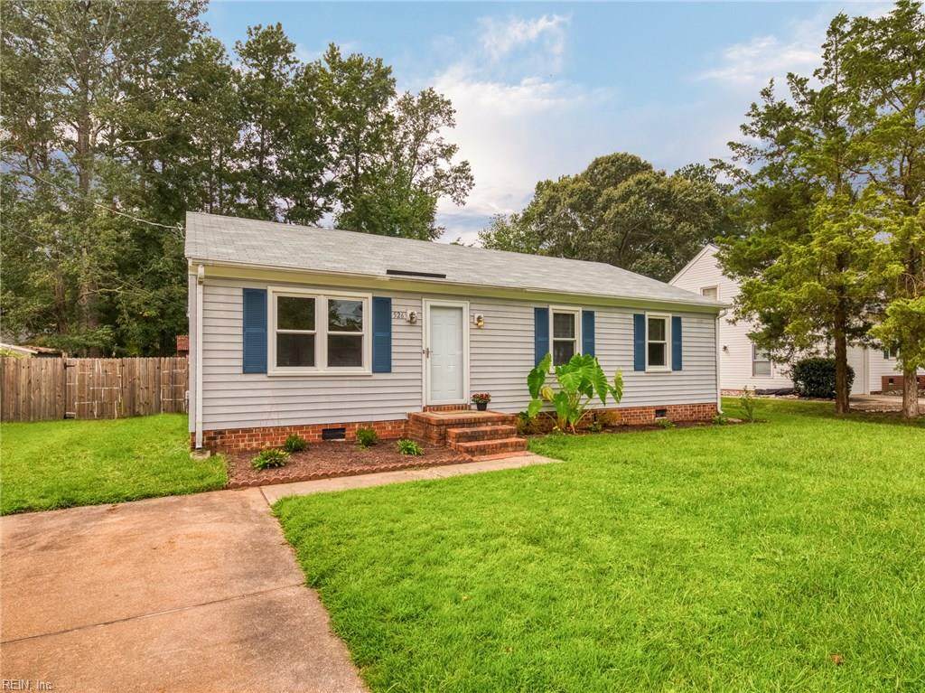 526 Akron Ave - Photo 1