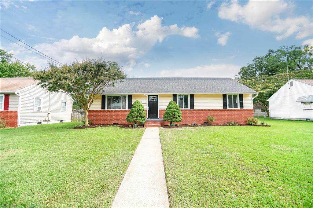 402 Patrician Dr - Photo 1