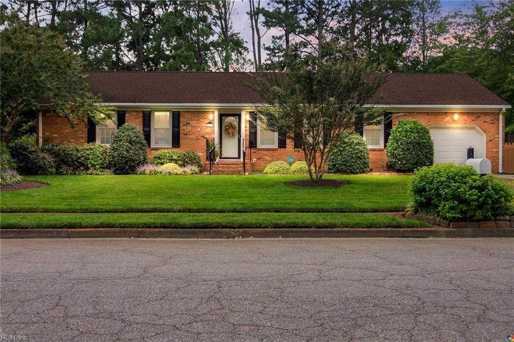 528 Caravelle Dr - Photo 1
