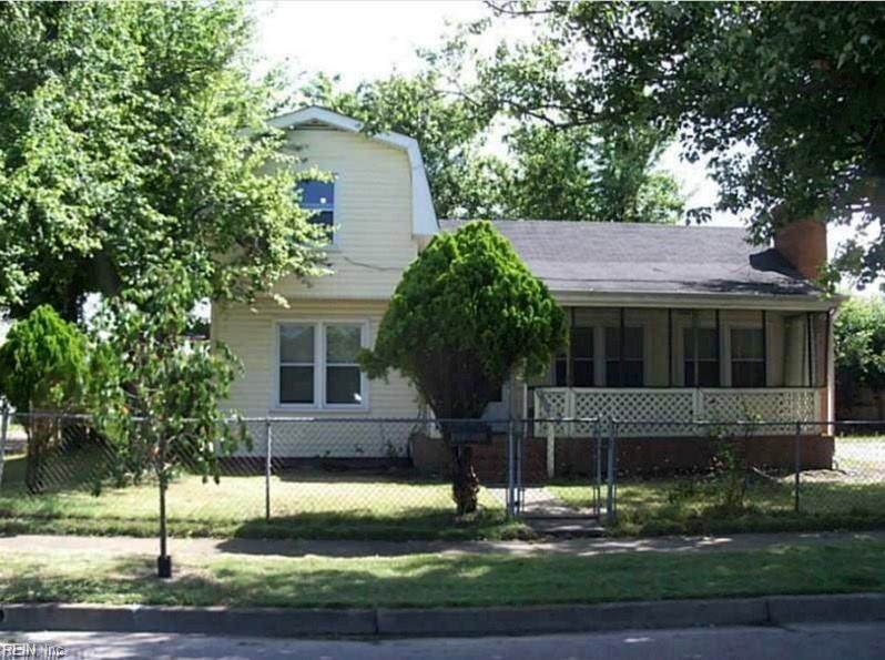 650 Gladstone Rd - Photo 1