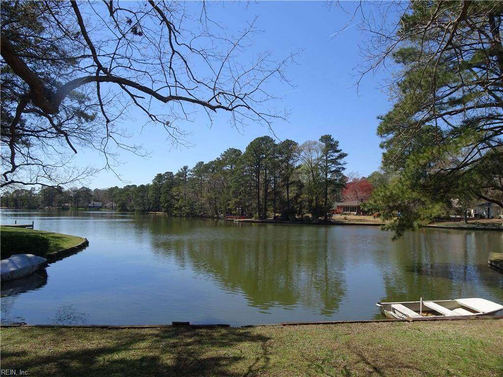 905 General Beauregard Dr - Photo 1
