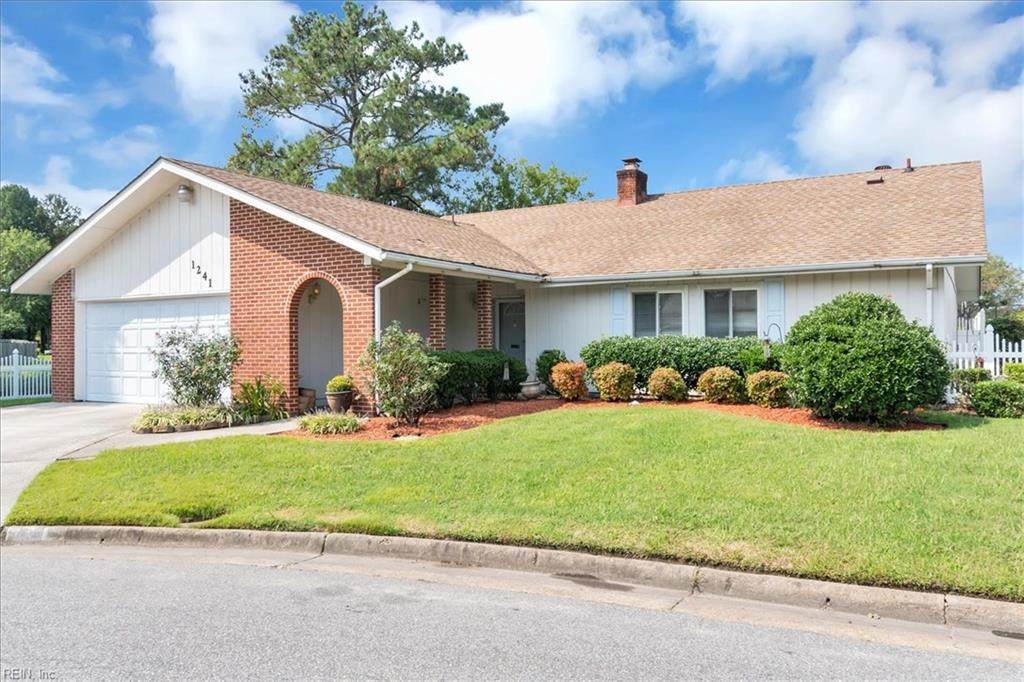 1241 Ginger Cres - Photo 1