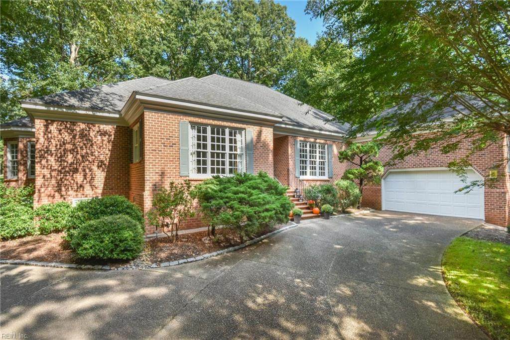 136 Meadowbrook - Photo 1