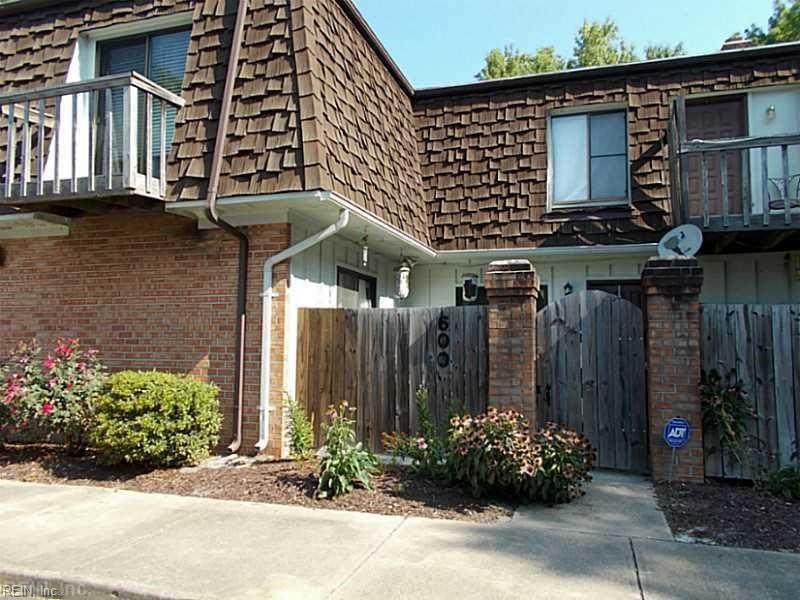600 Ocean Lakes Dr - Photo 1