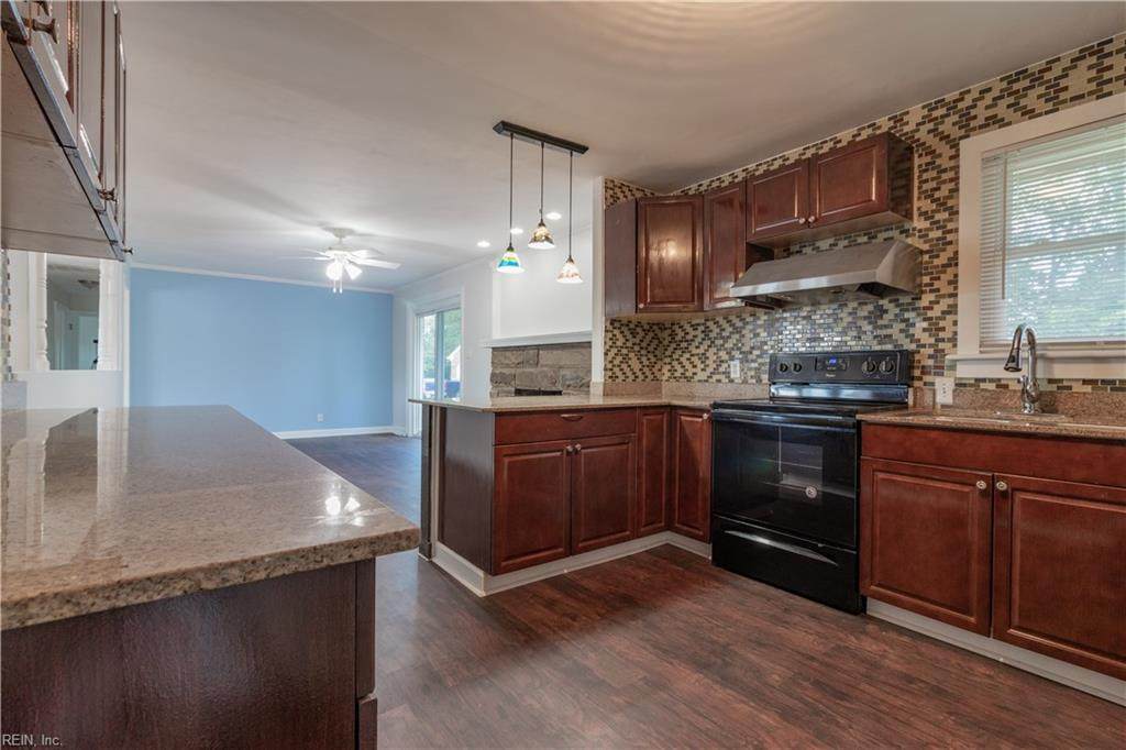 4061 Cedar Grove Cres - Photo 1