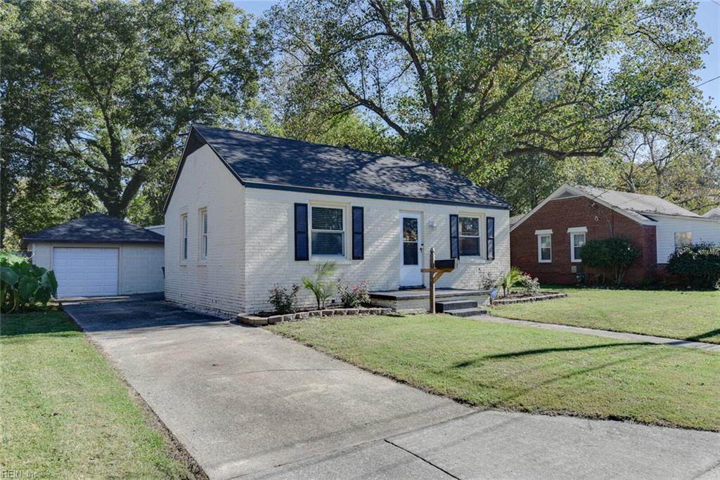 16 Colin Dr - Photo 1