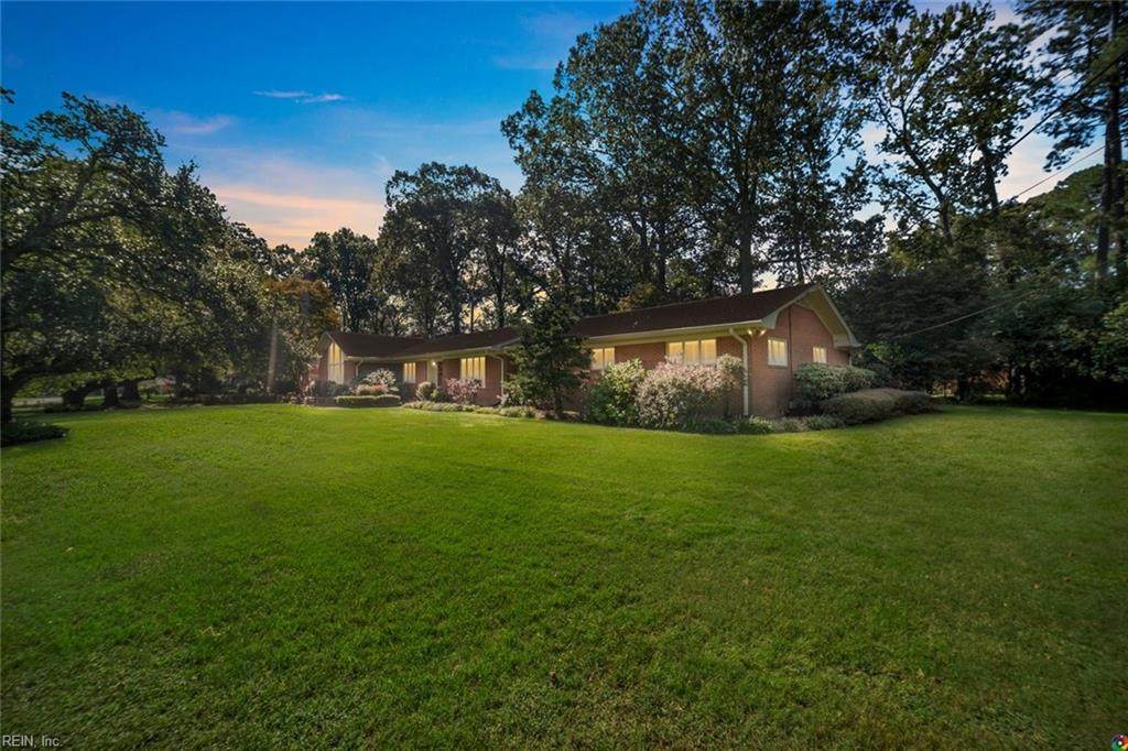 308 Constance Dr - Photo 1
