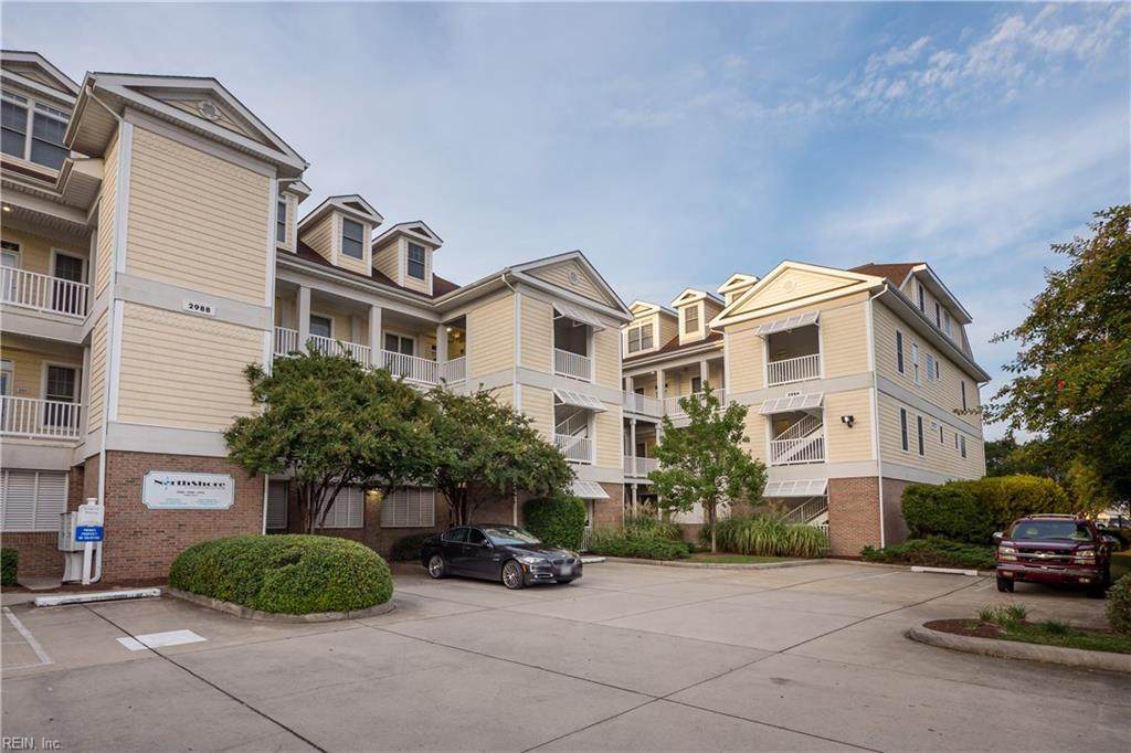 2984 Shore Dr - Photo 1