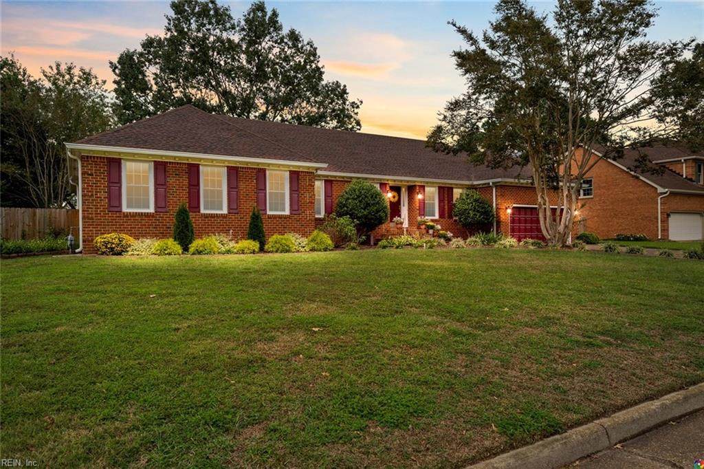 1906 Grayfalcon Dr - Photo 1