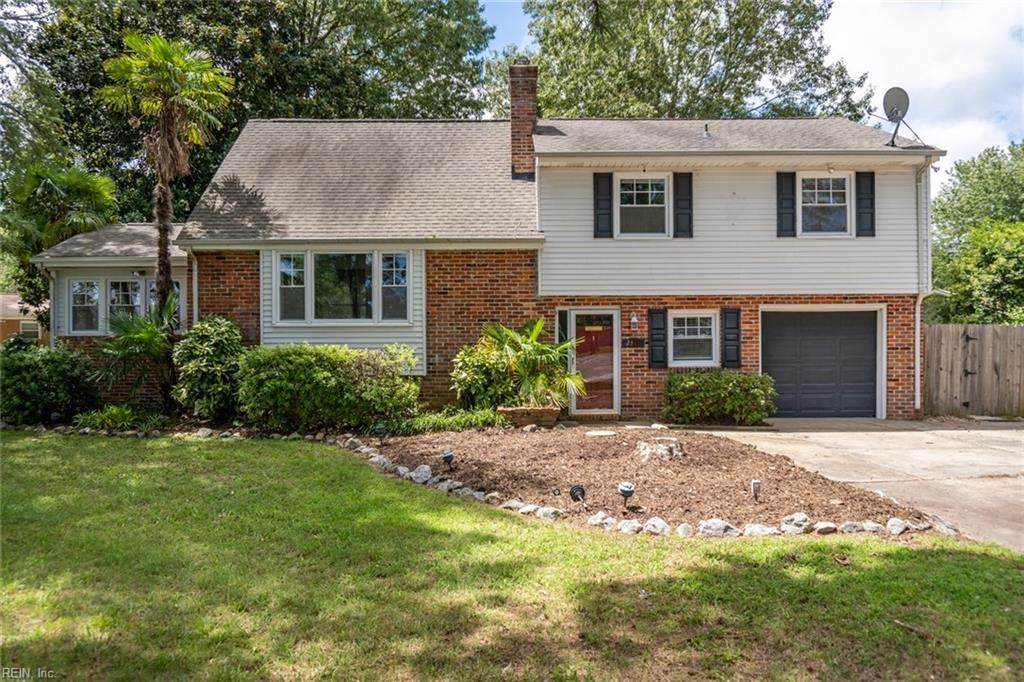 2301 Plantation Dr - Photo 1