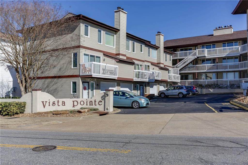 2218 Vista Cir - Photo 1