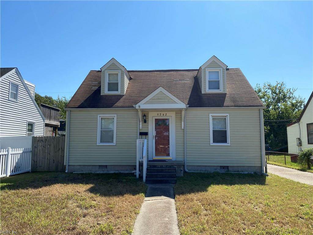 9242 Rippard Ave - Photo 1