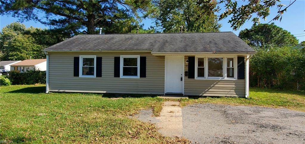 1900 Andrews Blvd - Photo 1