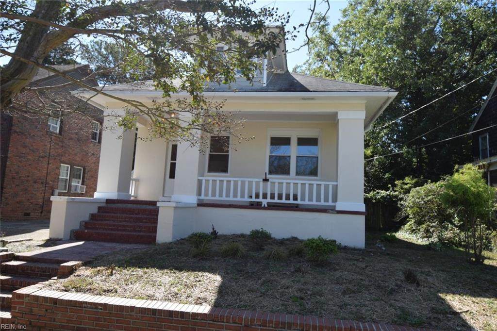109 Ocean Ave - Photo 1