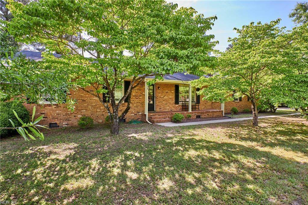 4040 Godwin Blvd - Photo 1