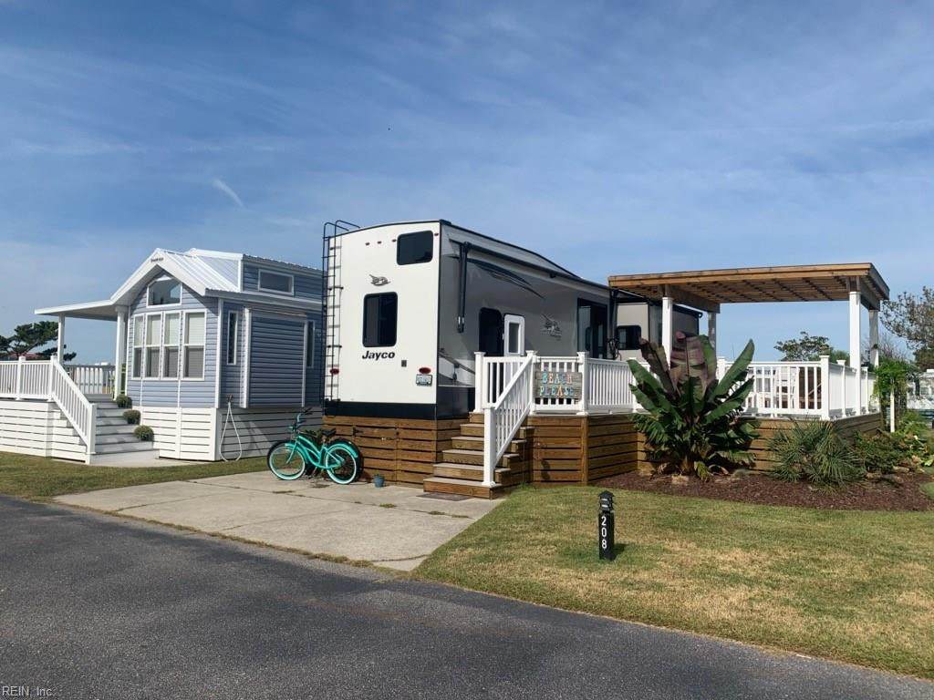 3665 Sandpiper Rd - Photo 1