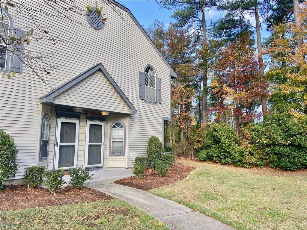 1621 Lucia Ct - Photo 1
