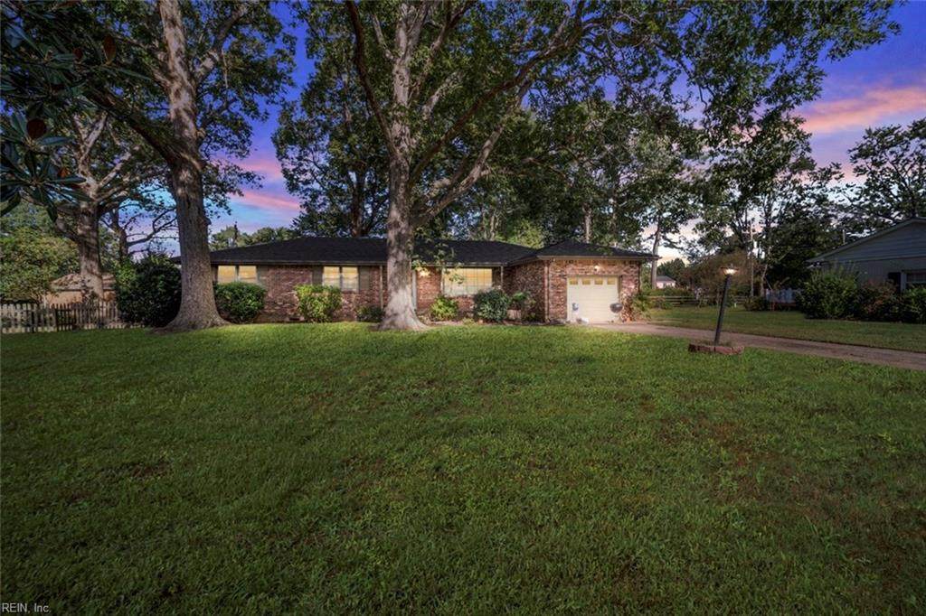 781 Summerset Ln - Photo 1