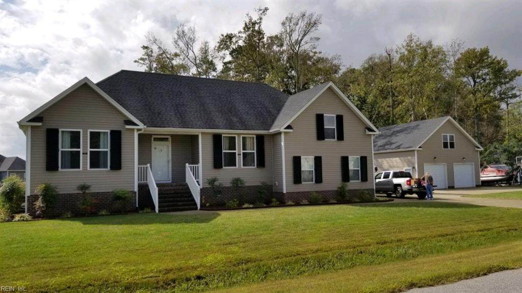 137 Trevor Way - Photo 1