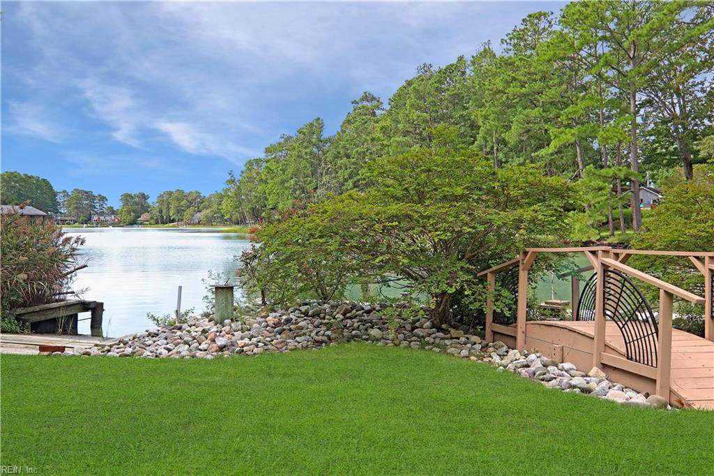 1630 Arrowhead Pt - Photo 1