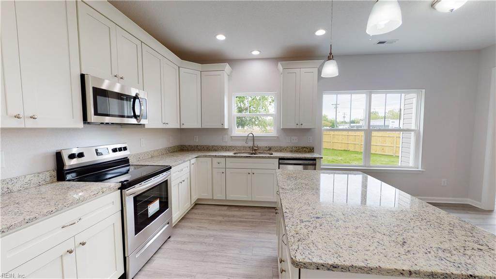 1820 Bayview Blvd - Photo 1