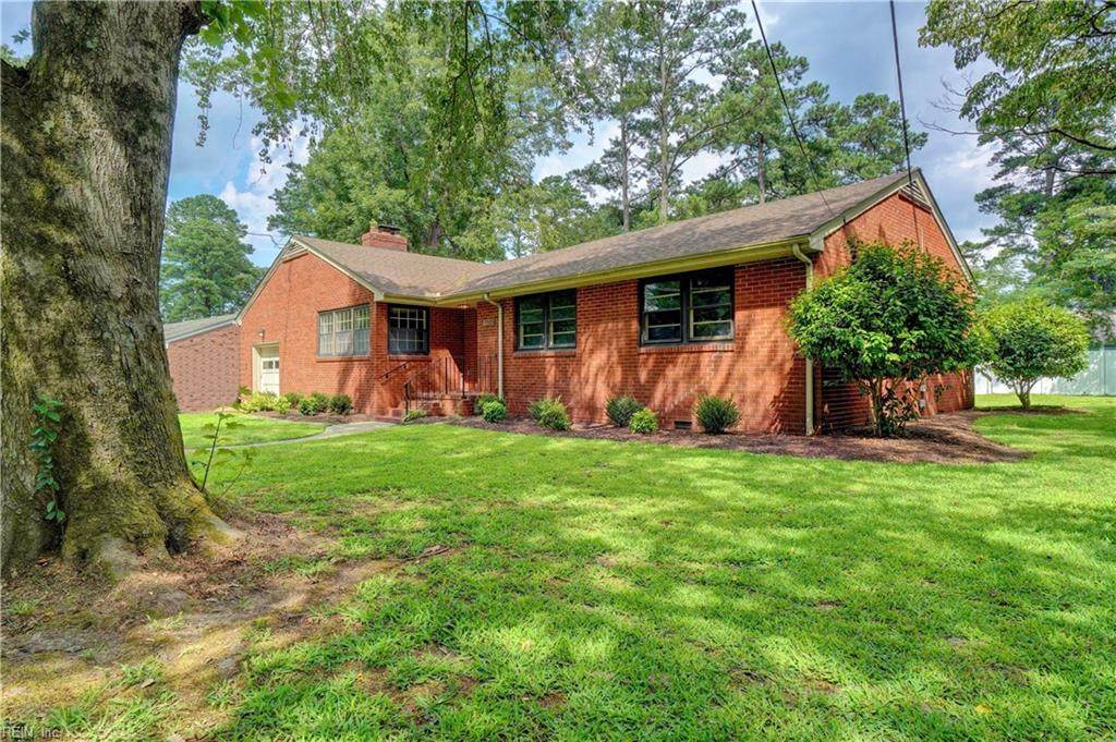 2305 Bidgood Dr - Photo 1
