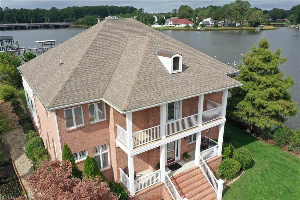 6300 Jonathans Cove Dr - Photo 1