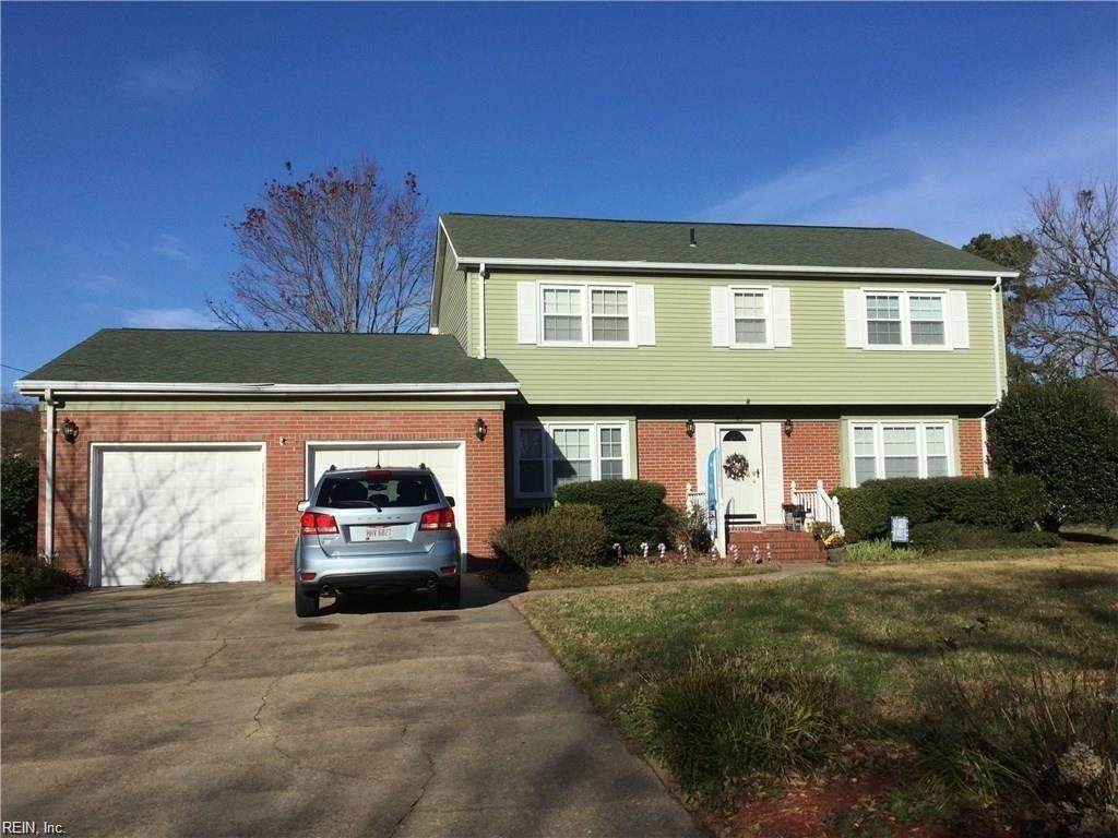 721 Yorkshire Dr - Photo 1