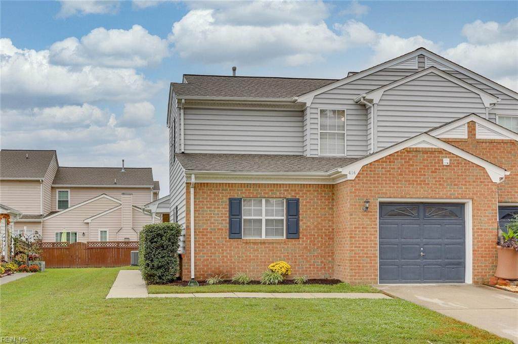 414 Belmont Cir - Photo 1
