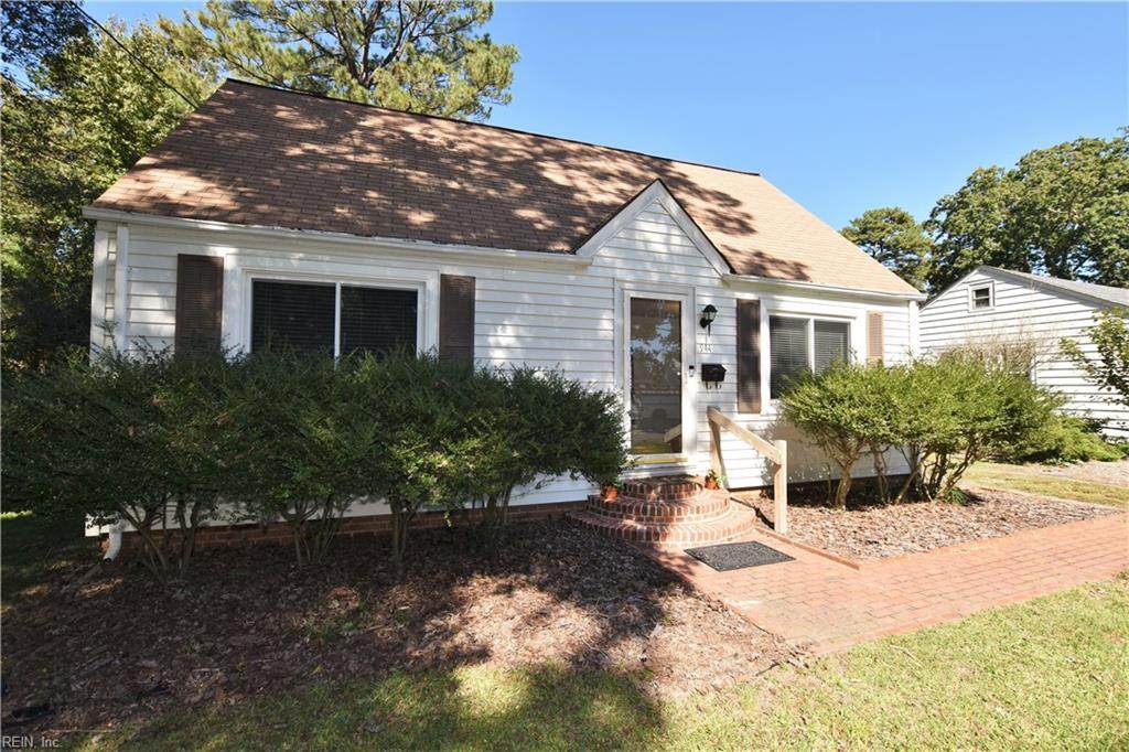 944 Sheppard Ave - Photo 1