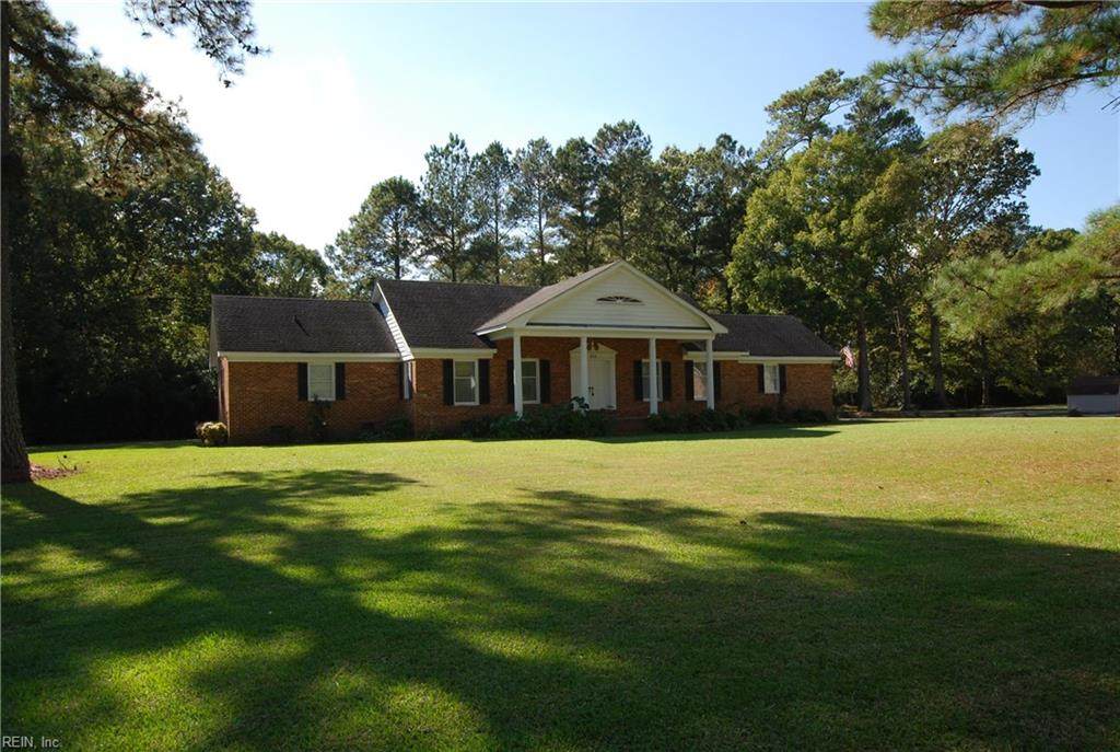 404 Pineview Dr - Photo 1