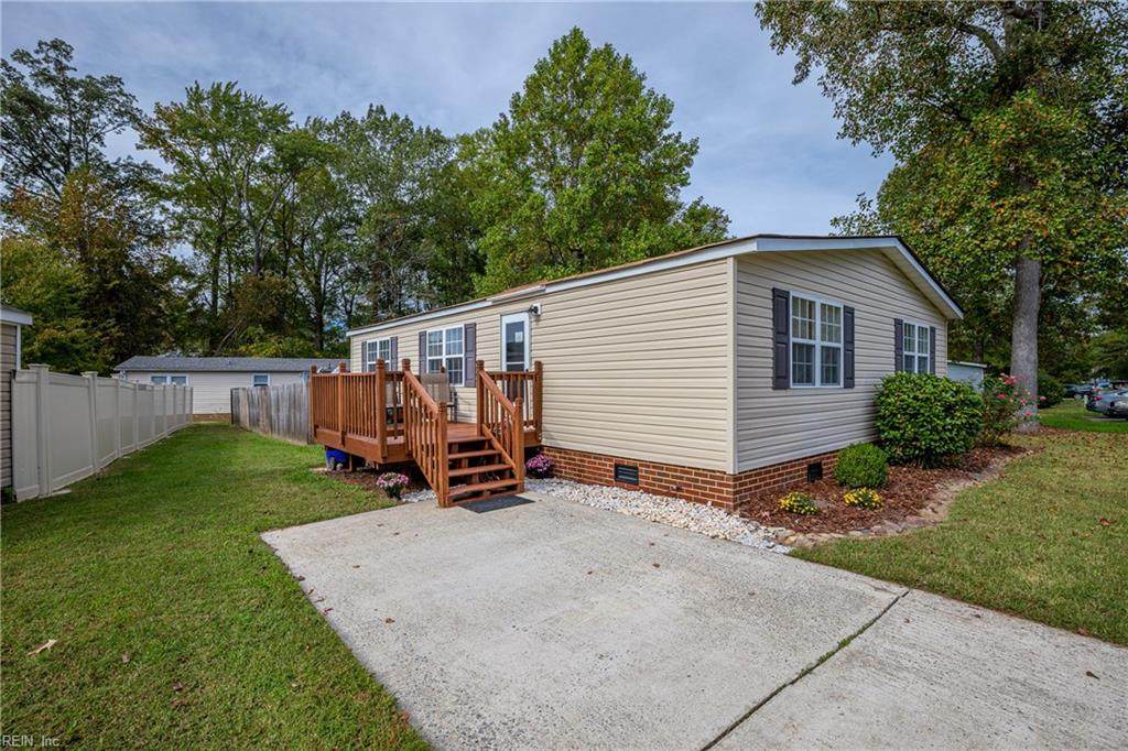 247 Burnetts Way - Photo 1