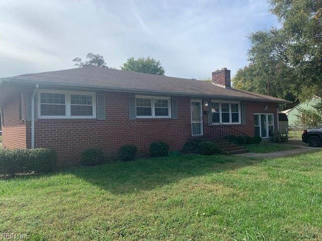 819 Sharpley Ave - Photo 1