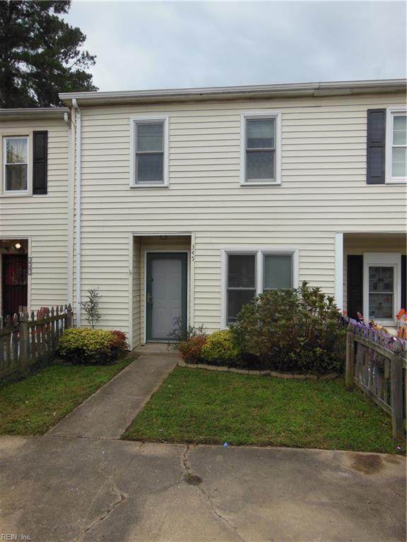 345 Hutton Cir - Photo 1
