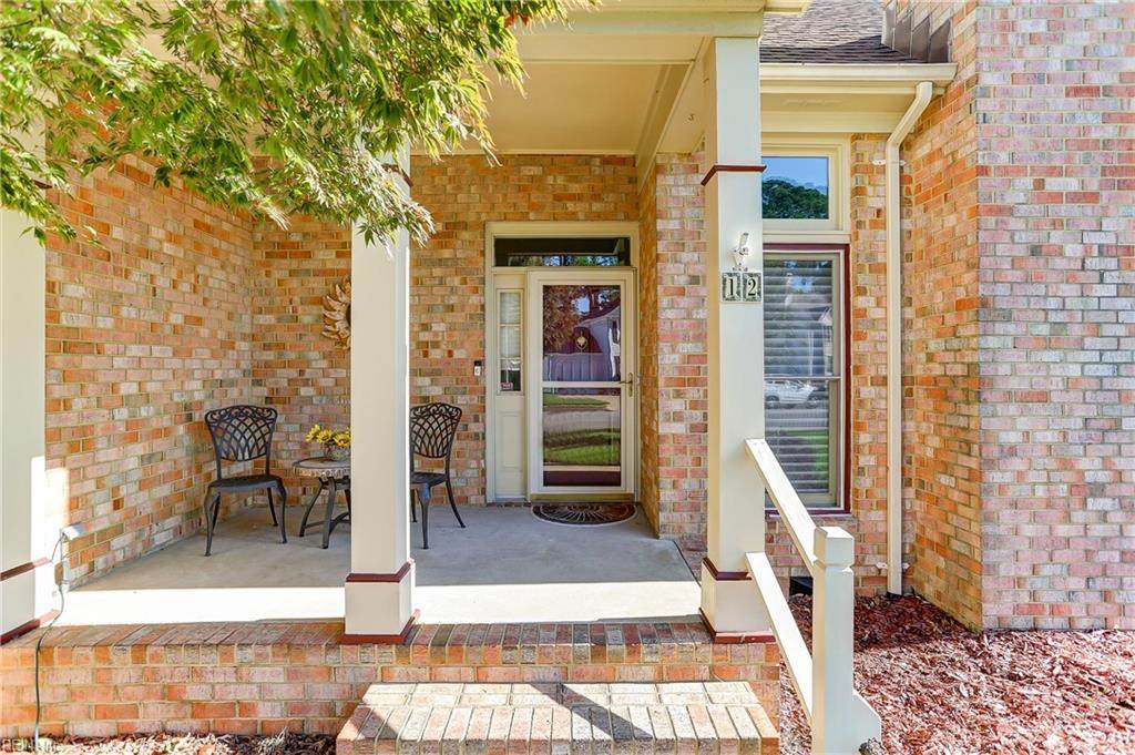 12 Pine Lake Ct - Photo 1