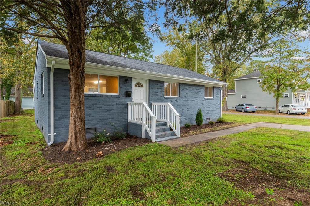 537 Greenbriar Ave - Photo 1