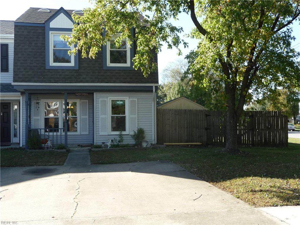 1501 Jameson Dr - Photo 1